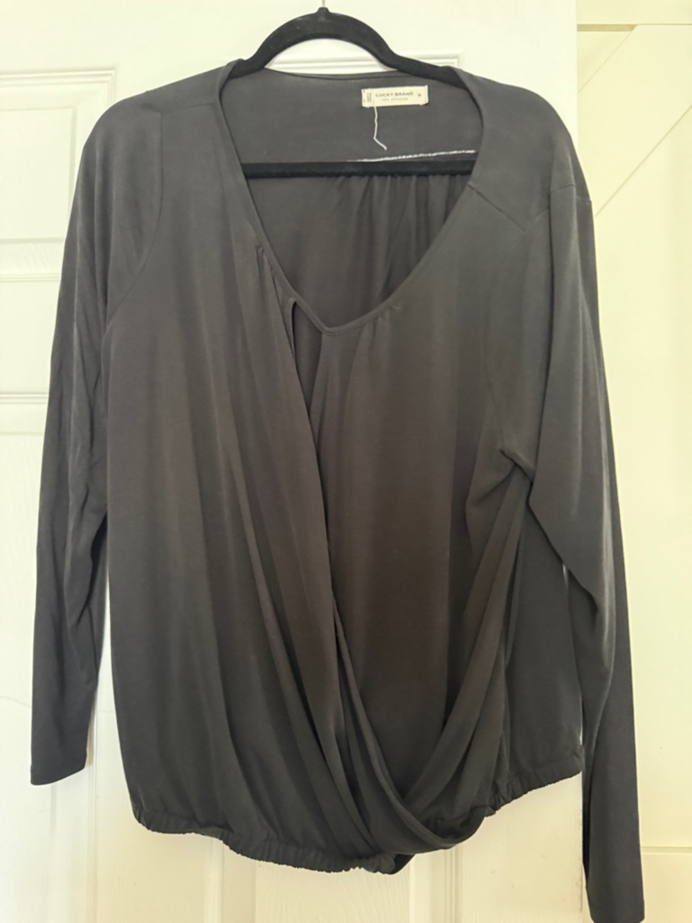 Lucky Brand Women's Dark Gray Draped Long Sleeve V-Neck Top